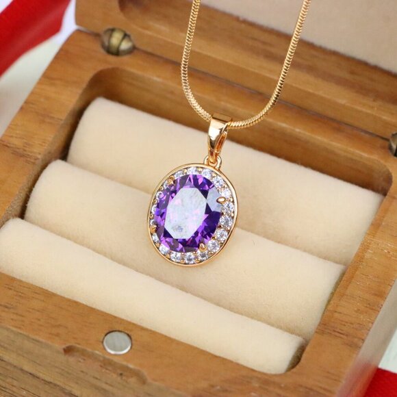 "Oval Purple Pendant with White Crystal Halo in Rose Gold Setting, XPPT1622 - Picture 5 of 12